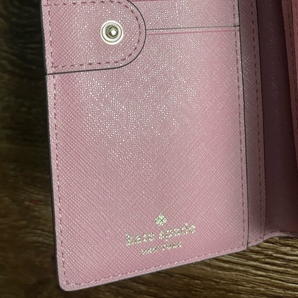 Kate Spade Stacy Laurel Way Au Naturel Medium Wallet - Picture 5 of 5